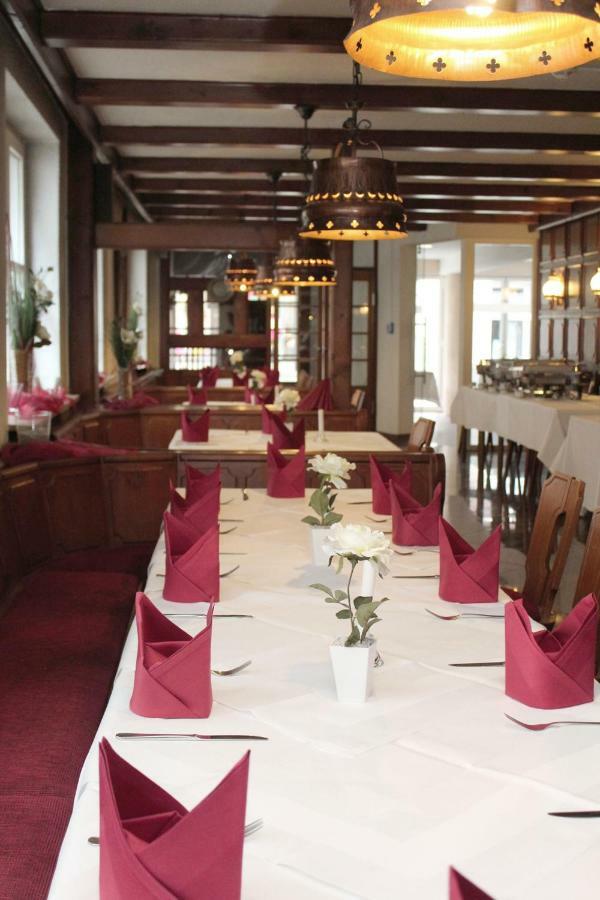 Hotel & Restaurant Lamm Mosbach (Neckar-Odenwald) Exterior foto
